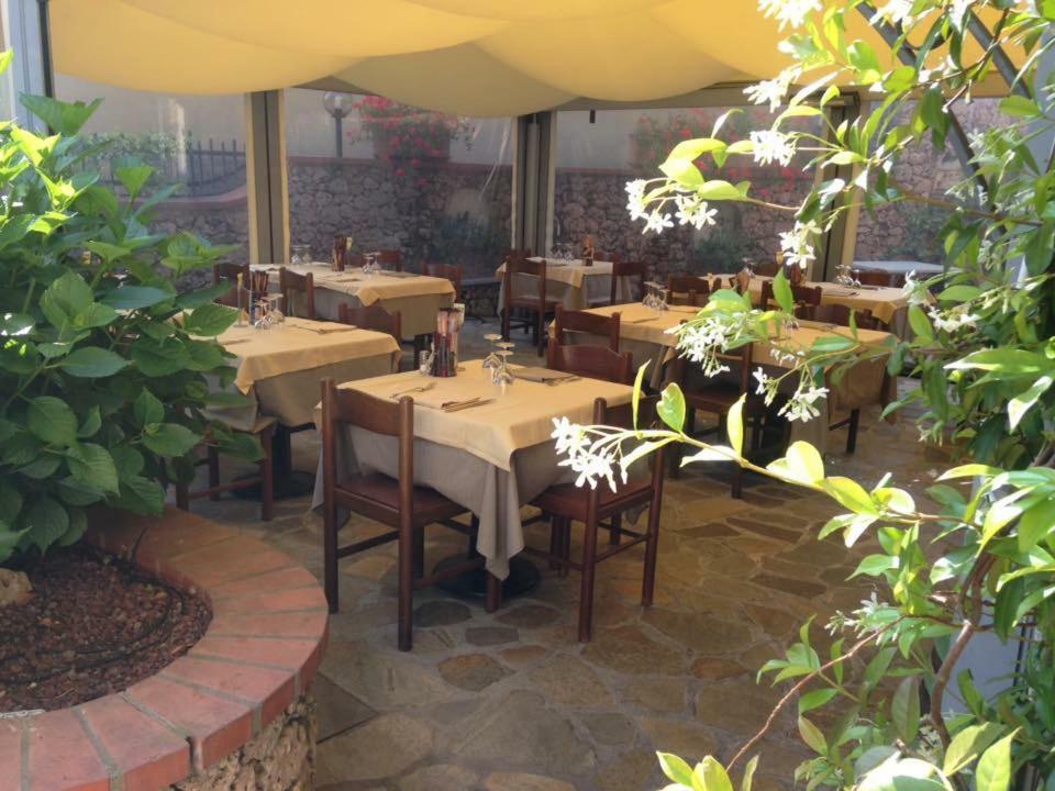 Albergo Ristorante Bergallo Tovo San Giacomo Exteriér fotografie